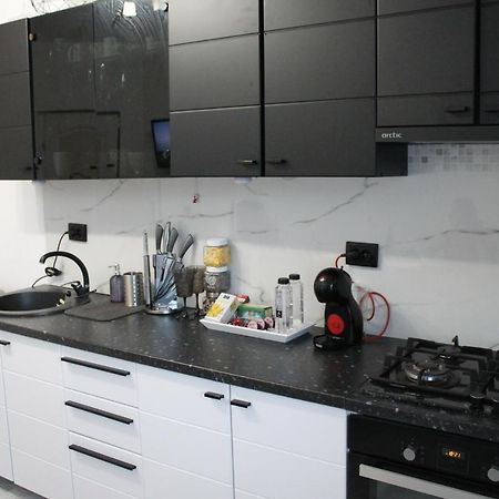 Yua'Shomes-Bussiness And Travel Apartment Cluj-Napoca Eksteriør billede
